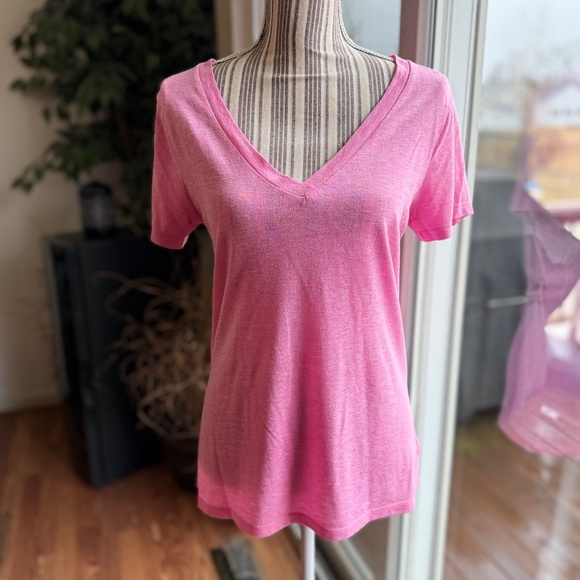 Old Navy T-Shirts (Set of two) - Picture 10 of 15